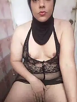 LenaQPeach online show from August 7, 1:24 pm