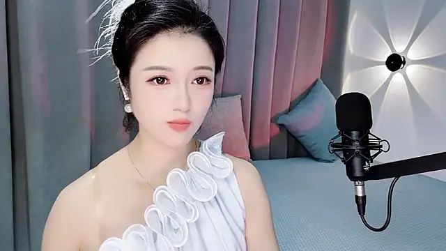 Momo-Wow online show from July 2, 5:57 am