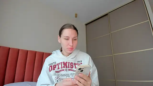 Snapshot of SofiClimbing chatting on March 22, 3:09 am SofiClimbing online show from March 22, 3:09 am