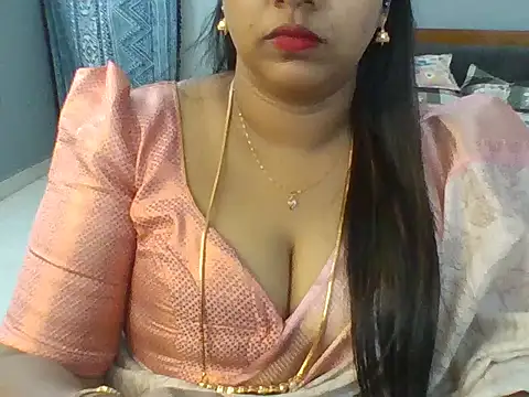 Snapshot of Tamil_hot_Meenu chatting on June 25, 8:08 am Tamil hot Meenu online show from June 25, 8:08 am