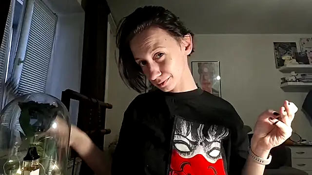 Snapshot of secrettt_poison chatting on June 26, 3:16 pm secrettt poison online show from June 26, 3:16 pm