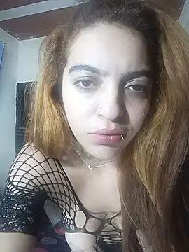 Esmeralda22hot online show from June 26, 5:17 pm