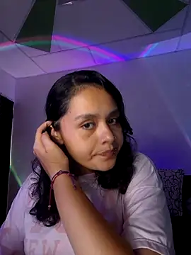 Snapshot of Miss_kittyX chatting on June 24, 11:59 pm Miss kittyX online show from June 24, 11:59 pm