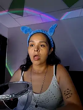 Snapshot of Miss_kittyX chatting on July 15, 12:16 am Miss kittyX online show from July 15, 12:16 am