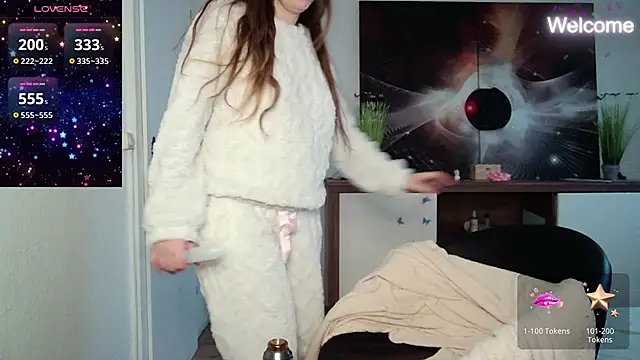 Yevgeshka-Milashka online show from February 13, 3:46 pm