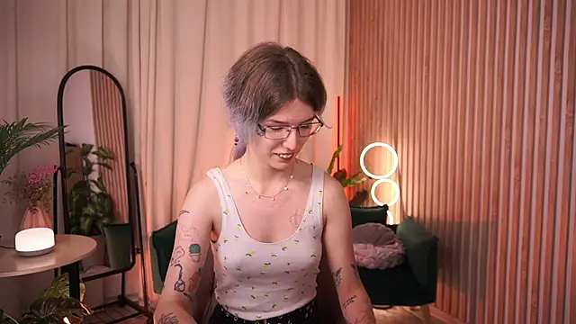 Lain Root online show from July 13, 5:43 am