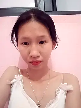Snapshot of Abi_girl12 chatting on June 4, 4:02 pm Abi girl12 online show from June 4, 4:02 pm