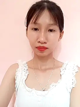 Snapshot of Abi_girl12 chatting on June 23, 5:27 am Abi girl12 online show from June 23, 5:27 am
