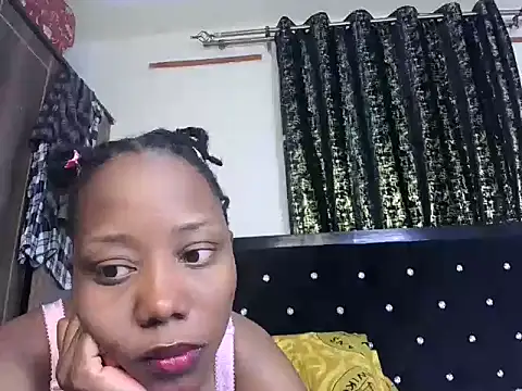 Snapshot of spicydele chatting on June 14, 7:05 pm spicydele online show from June 14, 7:05 pm