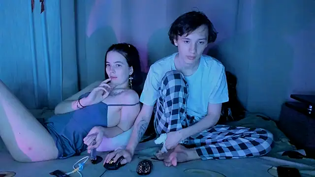 Perfect CoupleXX online show from July 15, 8:14 pm