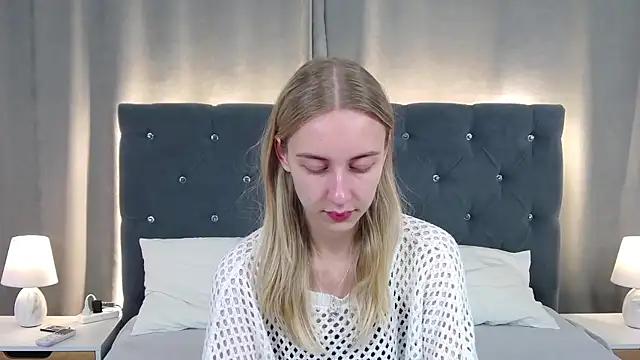 LirienVexx online show from July 5, 5:36 am