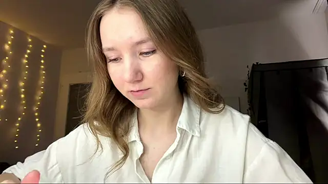 smalllisa online show from June 19, 6:12 pm