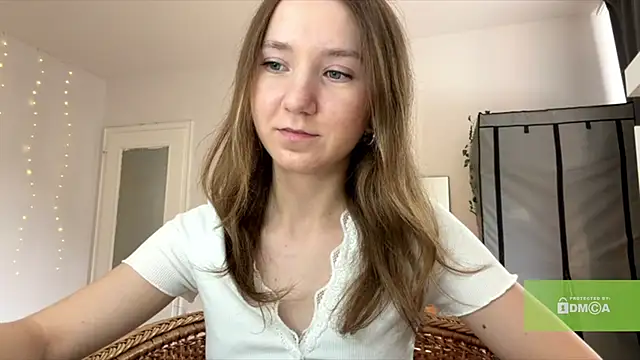 smalllisa online show from June 30, 3:46 pm