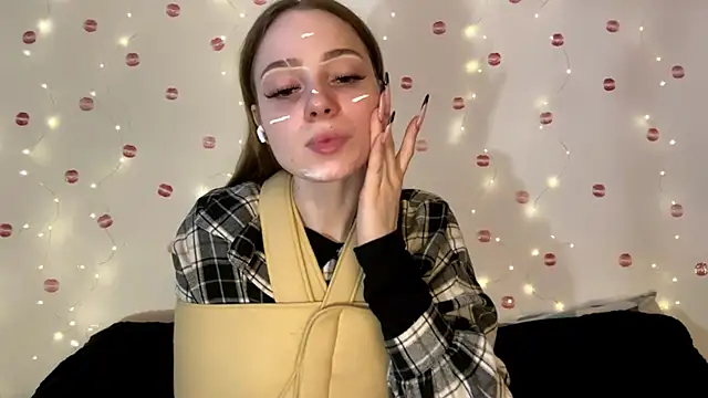 Snapshot of itskylieee chatting on June 30, 12:39 pm itskylieee online show from June 30, 12:39 pm
