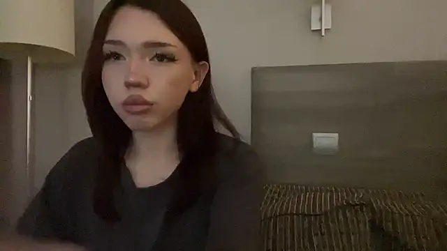 Snapshot of moonlure chatting on July 7, 8:35 pm moonlure online show from July 7, 8:35 pm