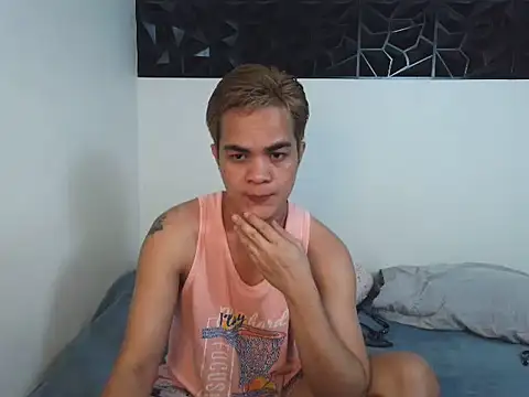 yourmikexxx online show from June 10, 12:37 pm