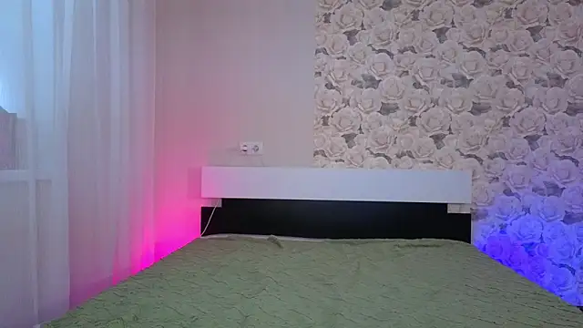 Snapshot of Katrin_s chatting on June 14, 6:48 am Katrin s online show from June 14, 6:48 am