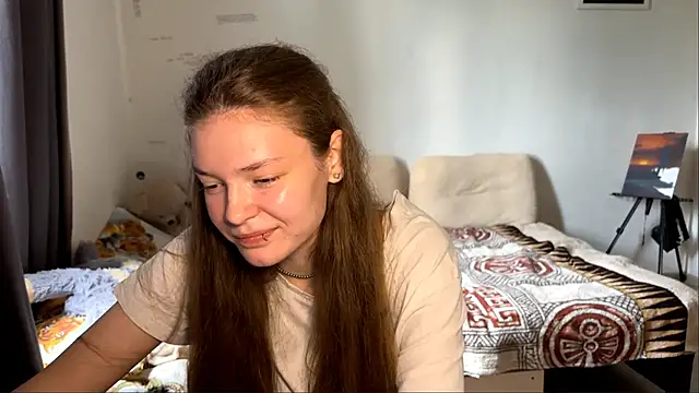 ShonaPitcherello online show from June 8, 1:44 pm