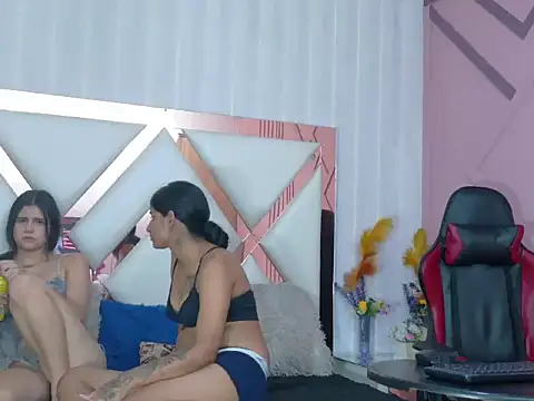 DulceANDchanell online show from June 19, 7:17 pm