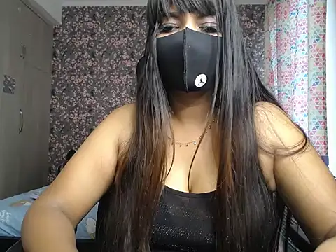 Goddess Ruhii online show from June 15, 4:36 am