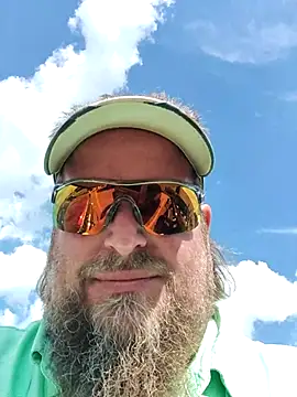Socomfort777 online show from June 12, 9:35 pm
