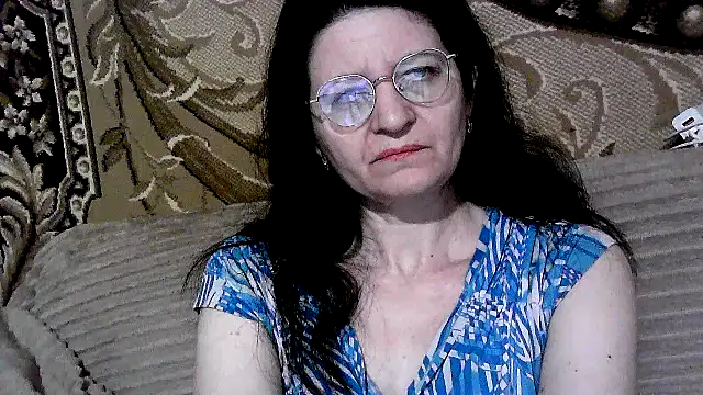 Snapshot of Dear_Annet chatting on June 16, 6:43 pm Dear Annet online show from June 16, 6:43 pm