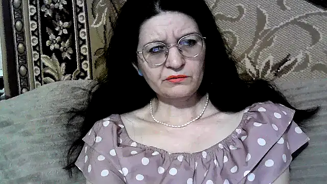 Snapshot of Dear_Annet chatting on June 27, 8:47 pm Dear Annet online show from June 27, 8:47 pm