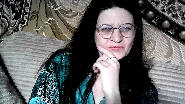 Snapshot of Dear_Annet chatting on July 2, 11:27 am Dear Annet online show from July 2, 11:27 am
