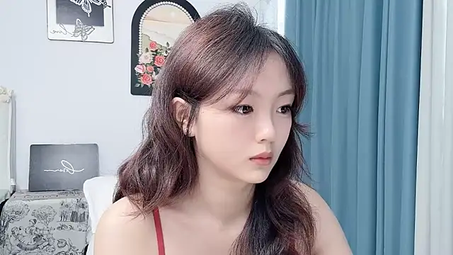 Snapshot of wenwen8888 chatting on July 2, 2:11 am wenwen8888 online show from July 2, 2:11 am