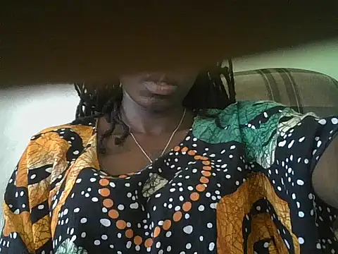 Prettyboo00 online show from June 9, 9:43 am