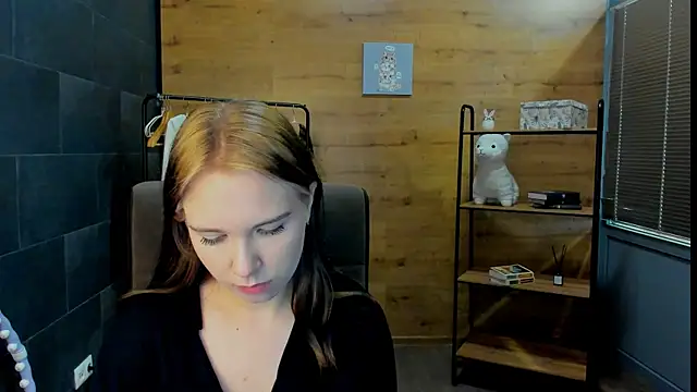 JessicaaSilva online show from June 17, 9:34 am