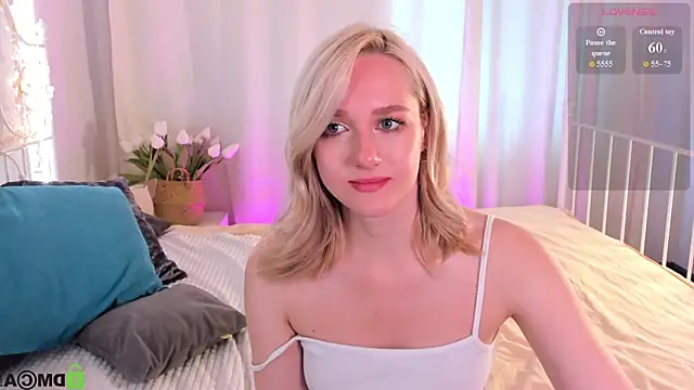 Chloe-Deccer online show from July 11, 2:58 am