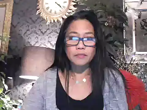 Snapshot of Hornygirltheone chatting on February 4, 3:22 am Hornygirltheone online show from February 4, 3:22 am