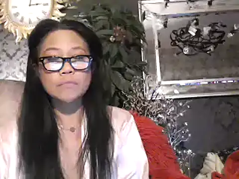 Snapshot of Hornygirltheone chatting on February 22, 1:22 am Hornygirltheone online show from February 22, 1:22 am