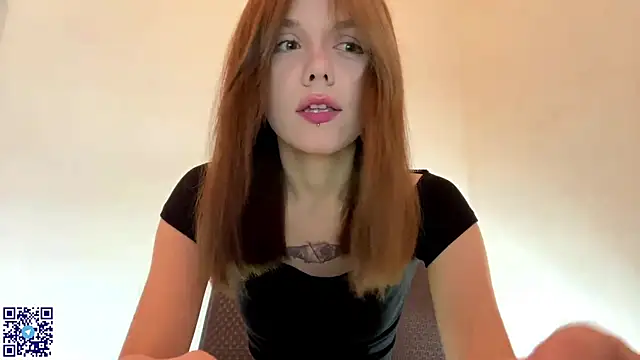 Linecutie online show from July 29, 5:11 pm