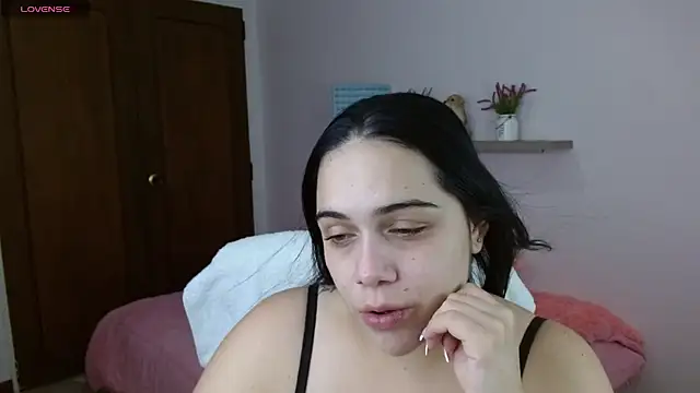 Samantha  11 online show from July 5, 6:48 pm