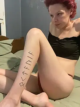 Snapshot of LittleSexyKimy chatting on July 5, 6:59 pm LittleSexyKimy online show from July 5, 6:59 pm
