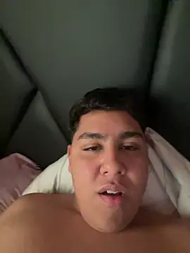 millogang23 online show from June 6, 3:17 pm