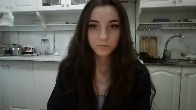 Snapshot of PollySecrettt chatting on June 8, 1:39 am PollySecrettt online show from June 8, 1:39 am
