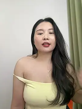 Snapshot of Doudou__520 chatting on June 12, 12:04 pm Doudou 520 online show from June 12, 12:04 pm