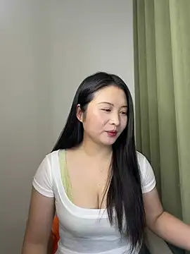 Snapshot of Doudou__520 chatting on July 9, 11:25 am Doudou 520 online show from July 9, 11:25 am