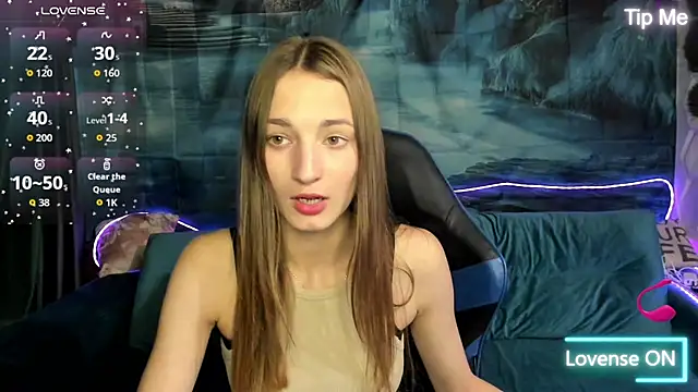 Snapshot of MaryMee88 chatting on July 10, 6:28 am MaryMee88 online show from July 10, 6:28 am