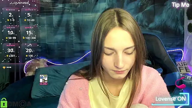 Snapshot of MaryMee88 chatting on July 11, 6:27 am MaryMee88 online show from July 11, 6:27 am