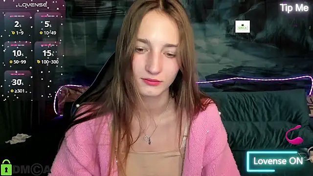 Snapshot of MaryMee88 chatting on July 24, 6:11 am MaryMee88 online show from July 24, 6:11 am