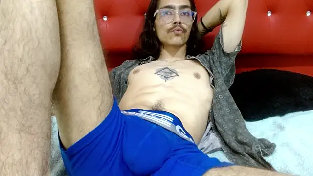 bigcock robert online show from June 26, 7:40 pm