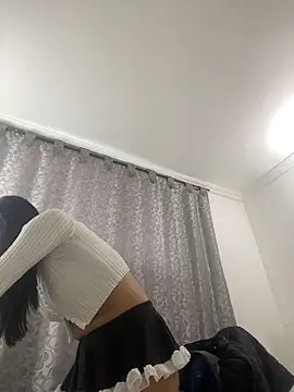 Snapshot of ELY_FE_ chatting on June 19, 1:37 pm ELY FE online show from June 19, 1:37 pm