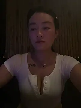 mollymm online show from July 9, 1:15 pm