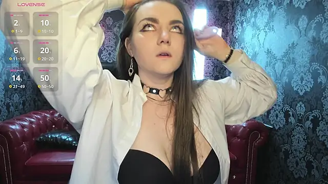 XenaBevy online show from June 14, 1:57 pm