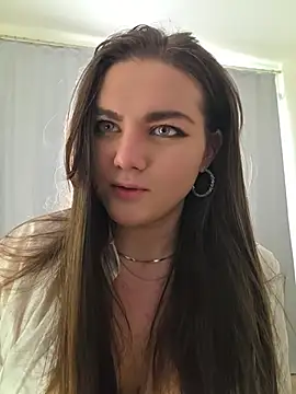 XenaBevy online show from July 17, 4:01 pm