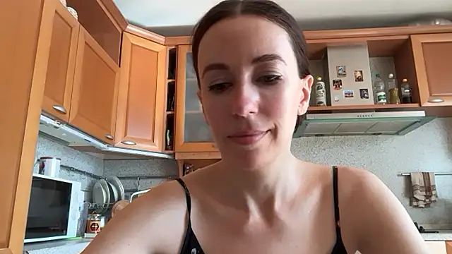 Flamingo Queen online show from June 30, 6:03 am